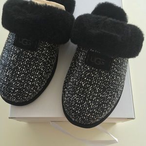 UGG Black Tweed Slip on Slippers NEW in box